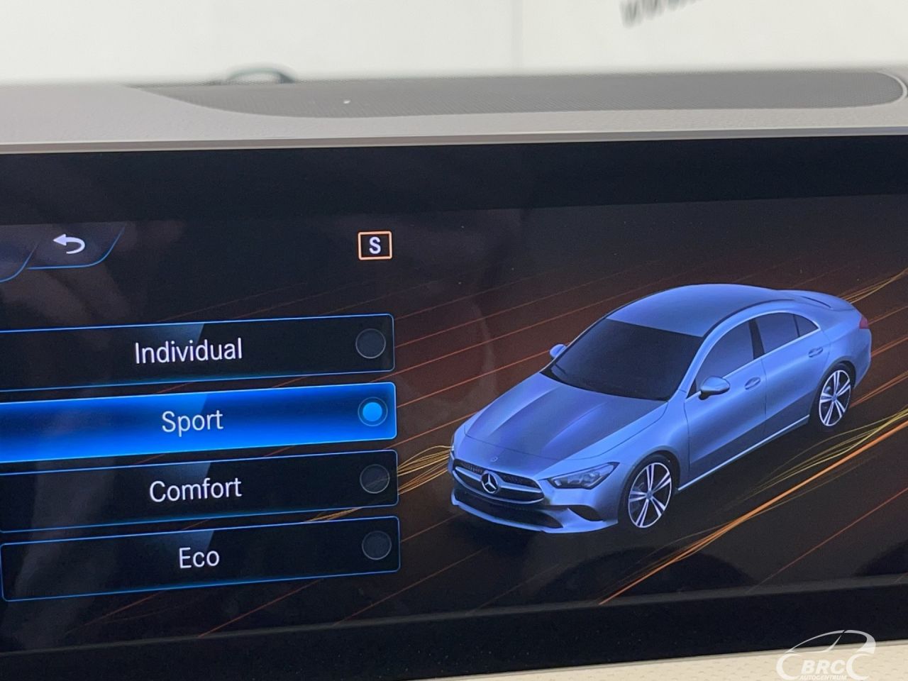 Mercedes-Benz CLA200 | 39