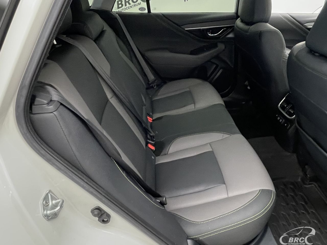 Subaru Outback | 10