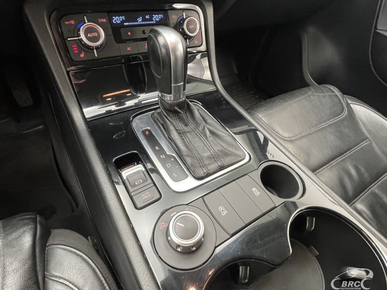 Volkswagen Touareg | 24