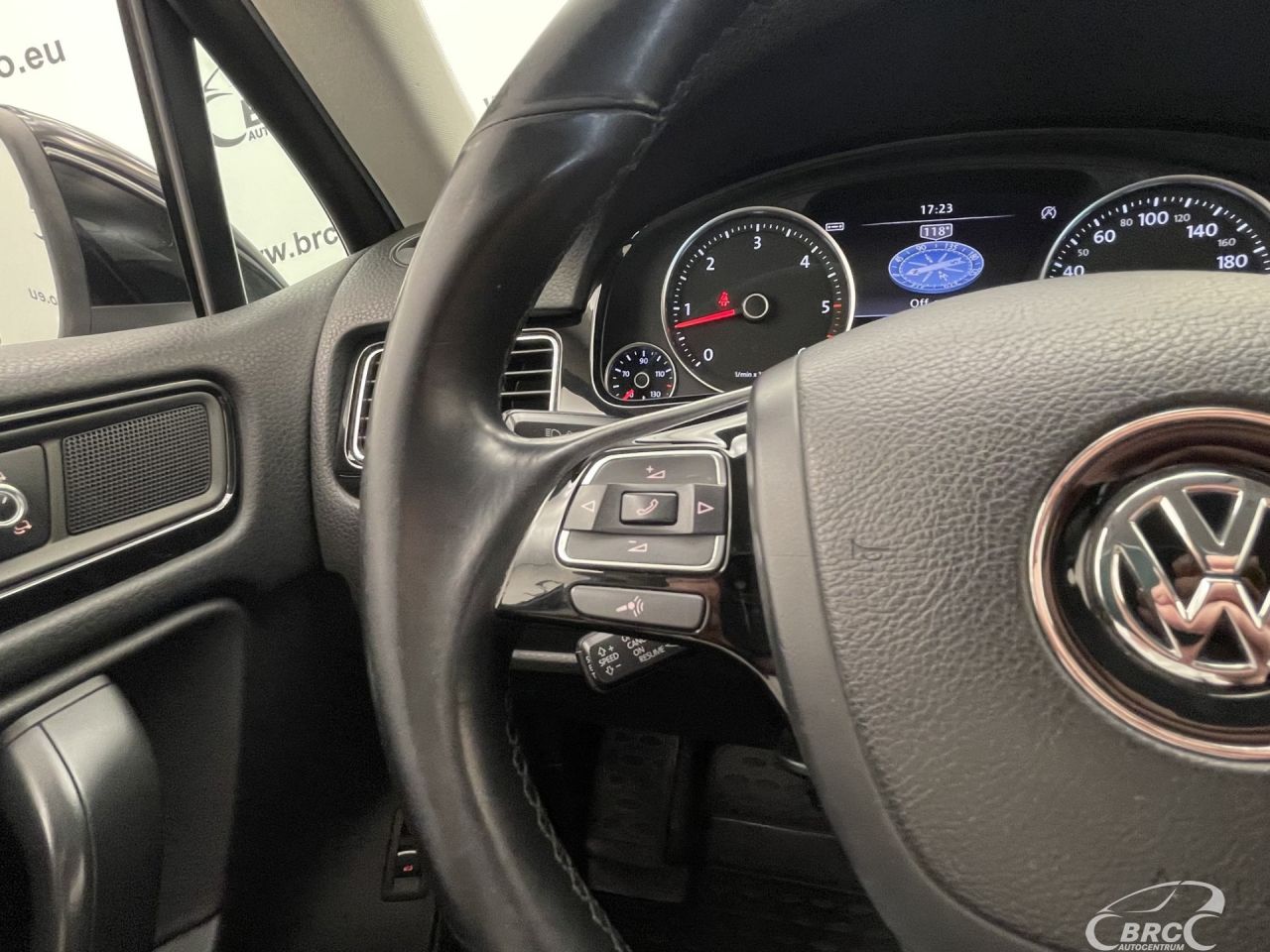Volkswagen Touareg | 28
