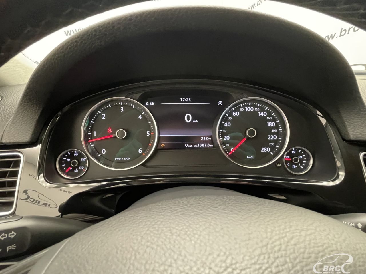 Volkswagen Touareg | 30