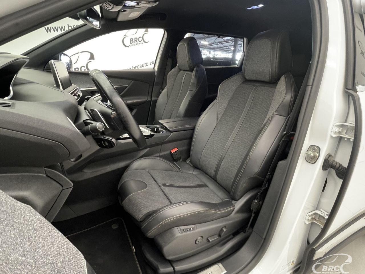 Peugeot 5008 | 23