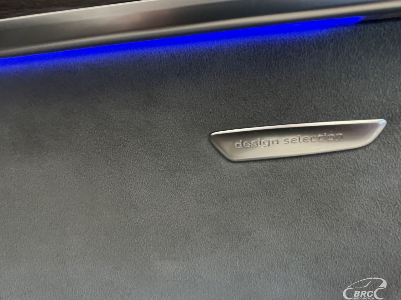 Audi A8 | 24