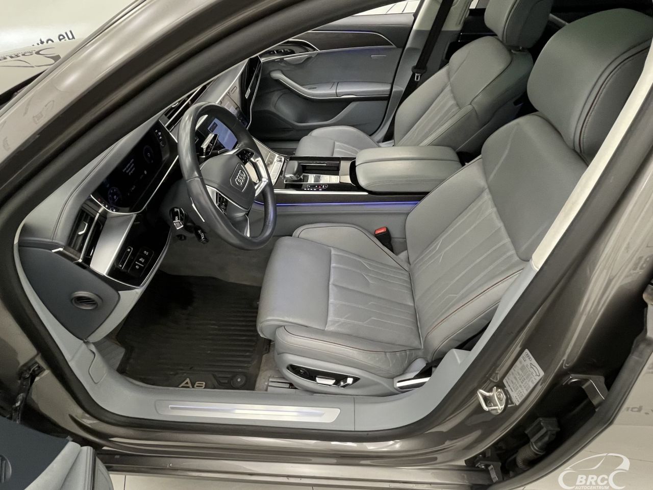 Audi A8 | 27
