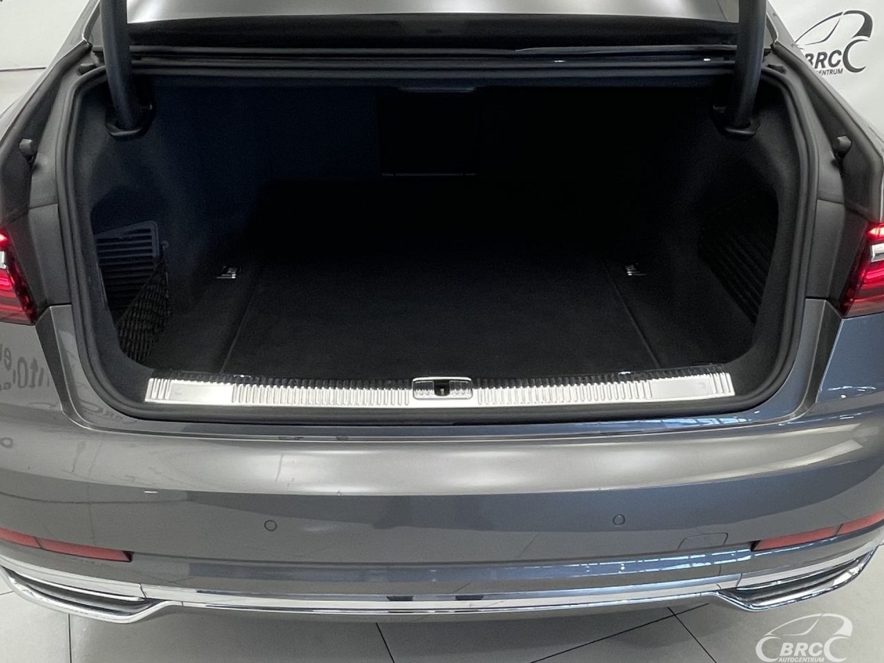 Audi A8 | 48
