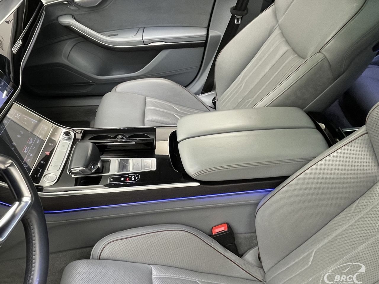Audi A8 | 30