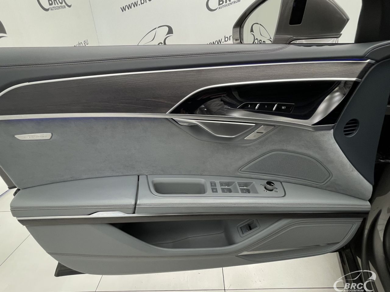 Audi A8 | 26