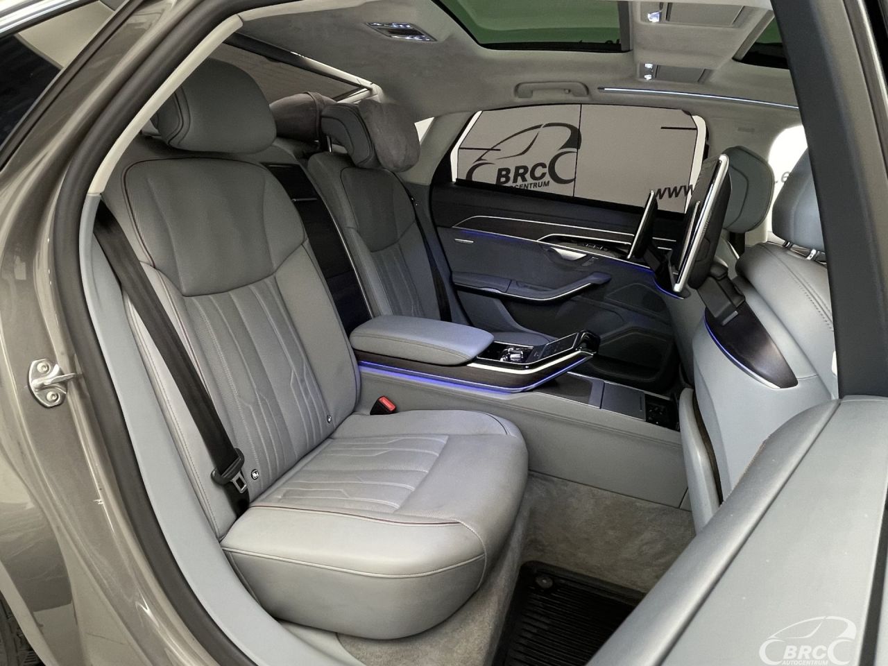 Audi A8 | 13