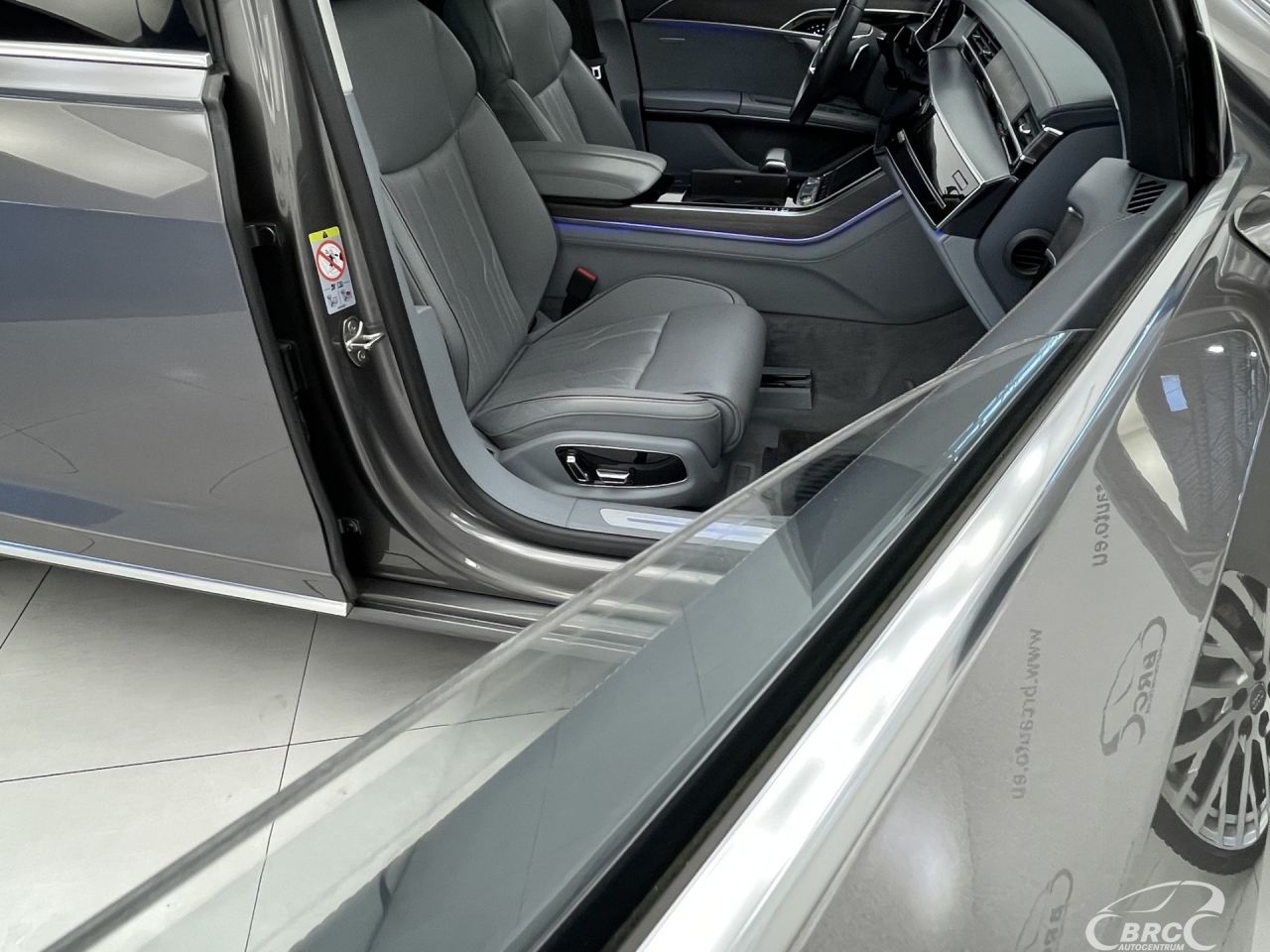 Audi A8 | 10