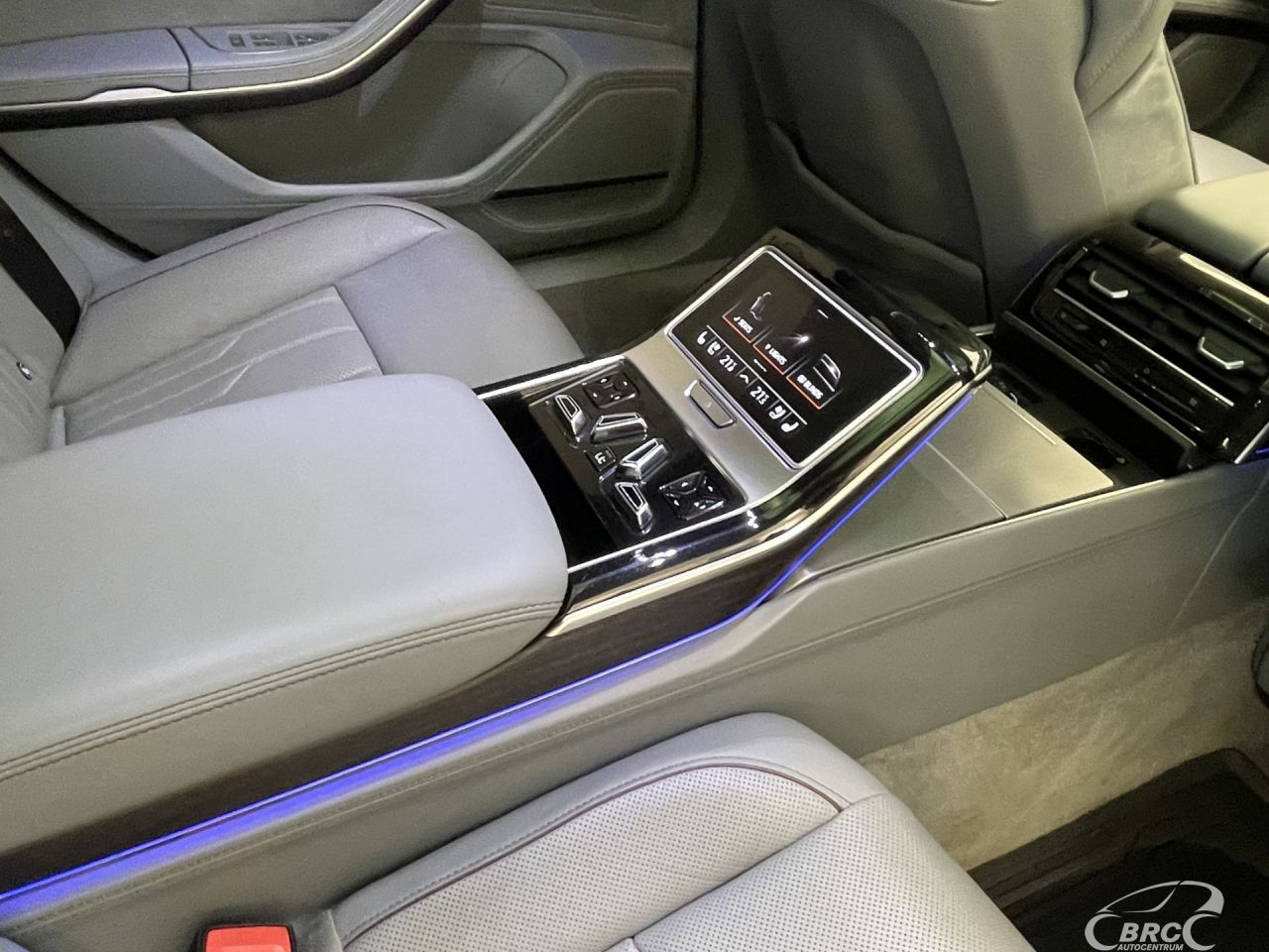 Audi A8 | 17