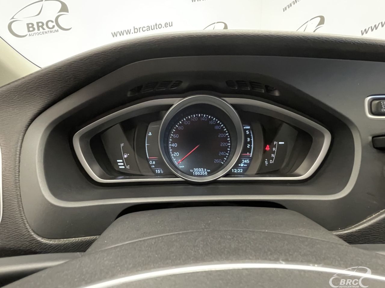 Volvo V40 | 30