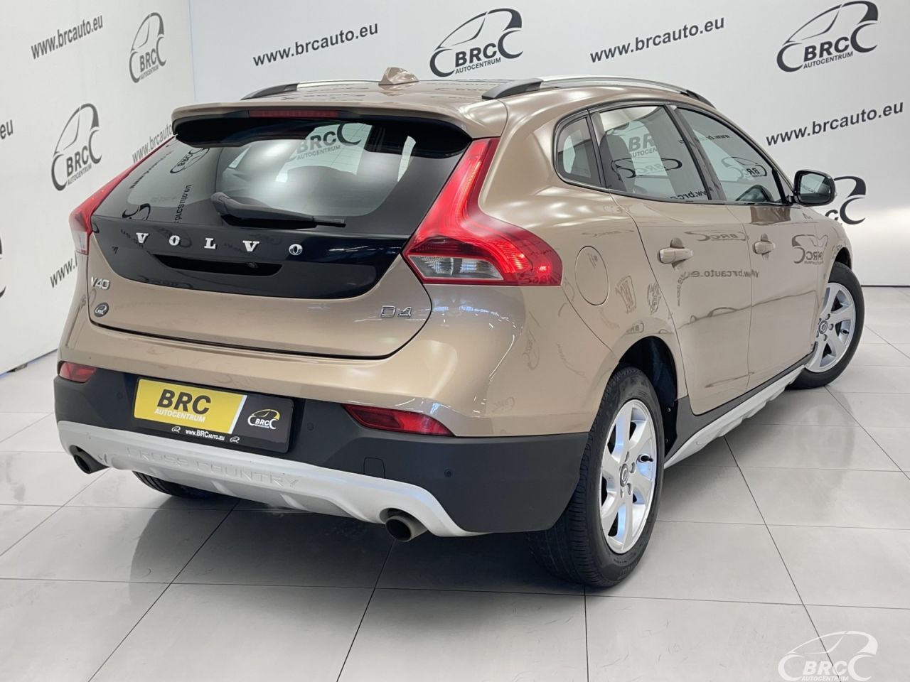 Volvo V40 | 50