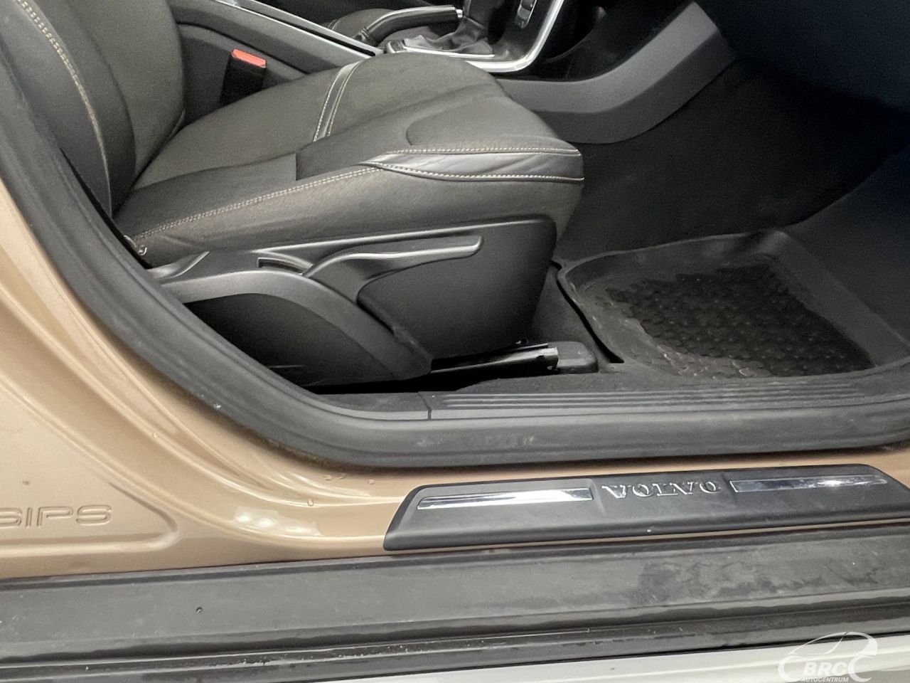 Volvo V40 | 5