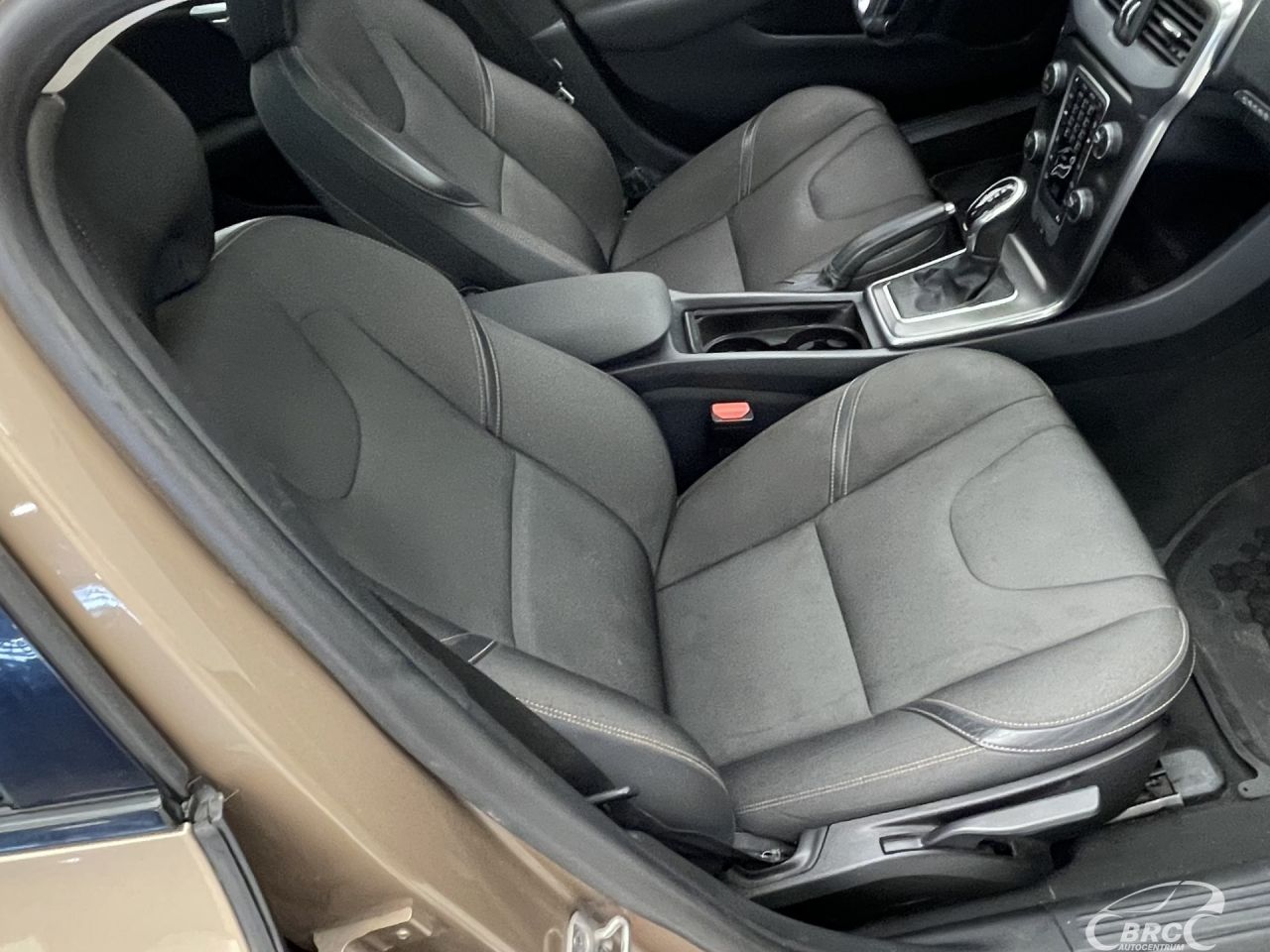 Volvo V40 | 4