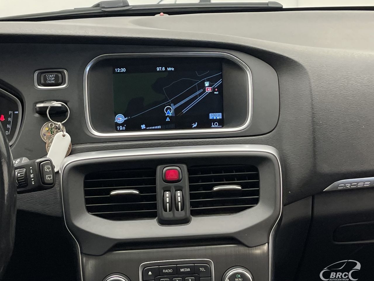 Volvo V40 | 14