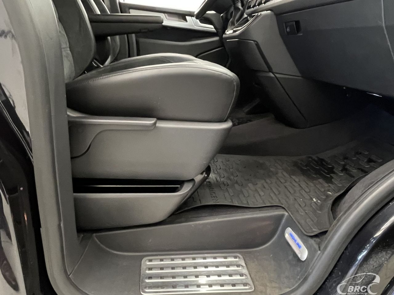 Volkswagen Multivan | 5