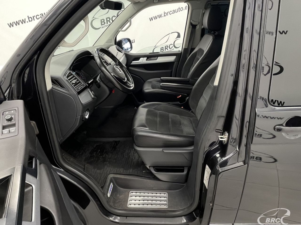 Volkswagen Multivan | 26