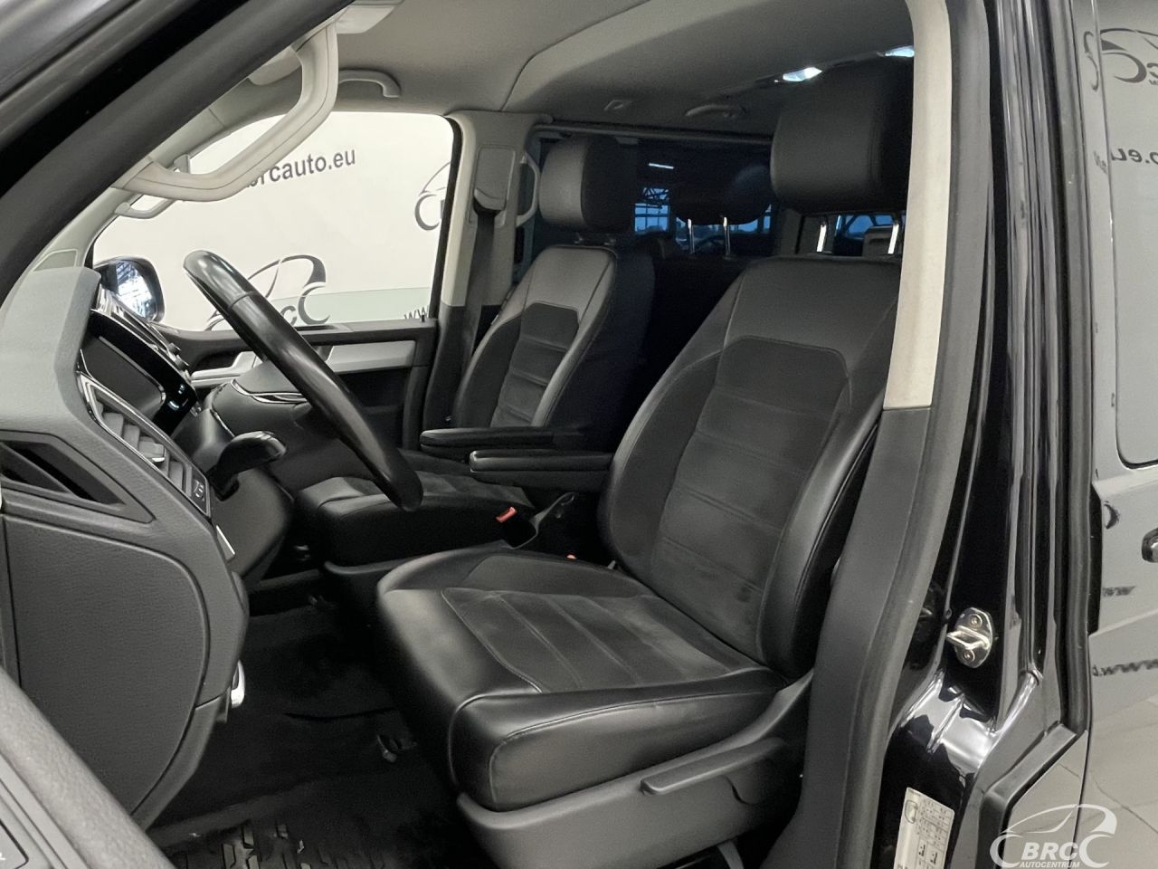 Volkswagen Multivan | 28