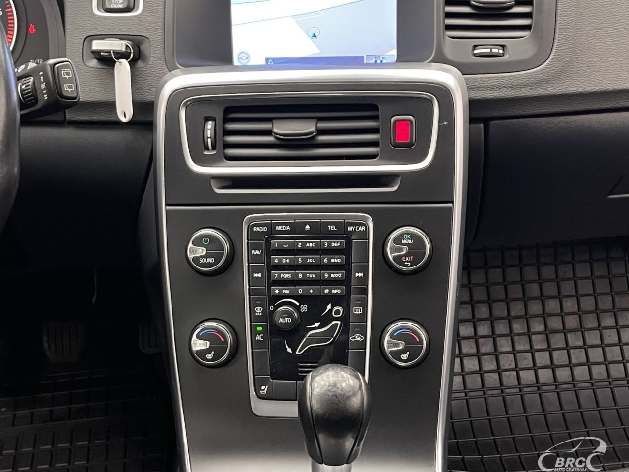 Volvo V60 | 15