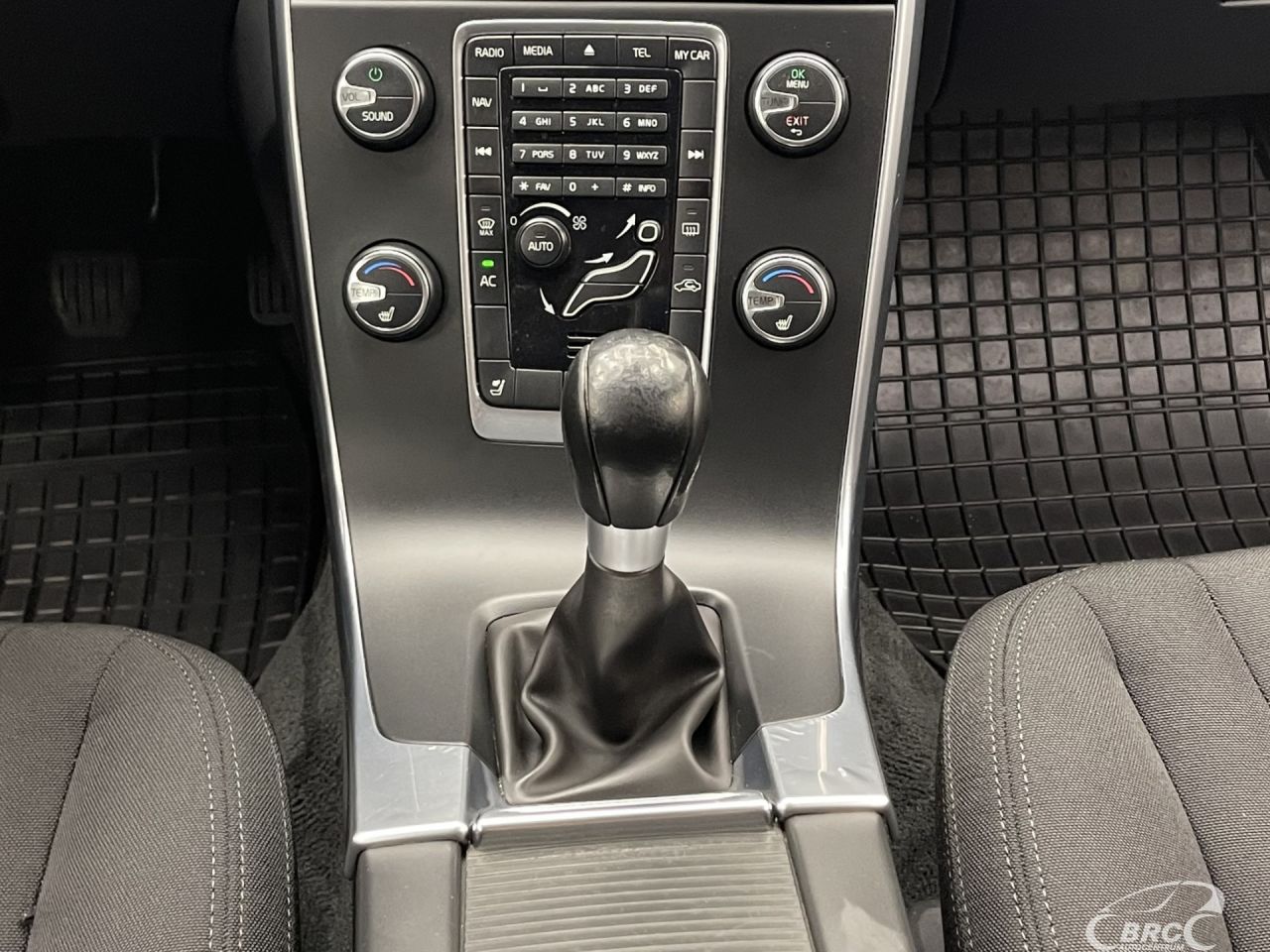 Volvo V60 | 16