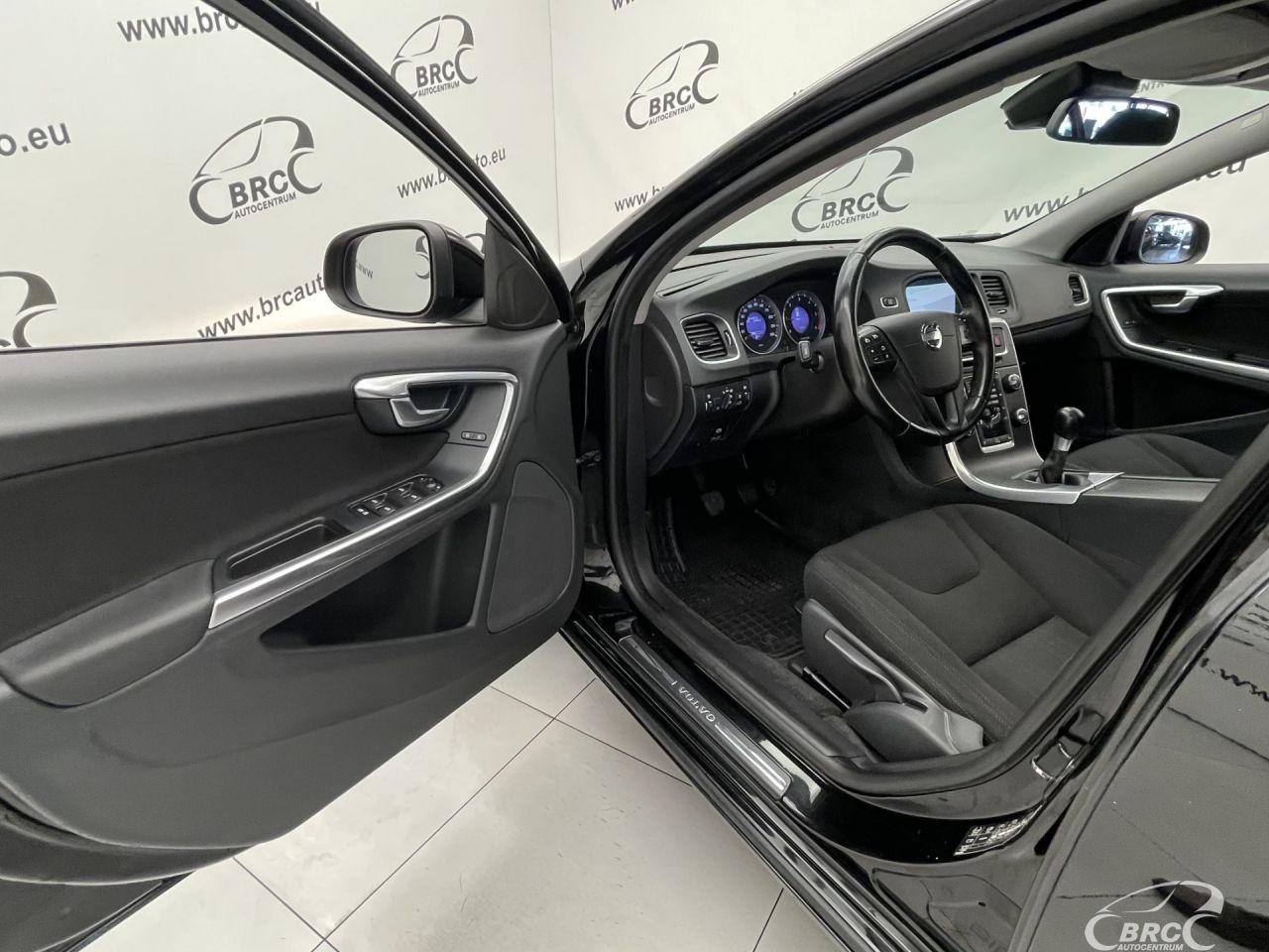 Volvo V60 | 17