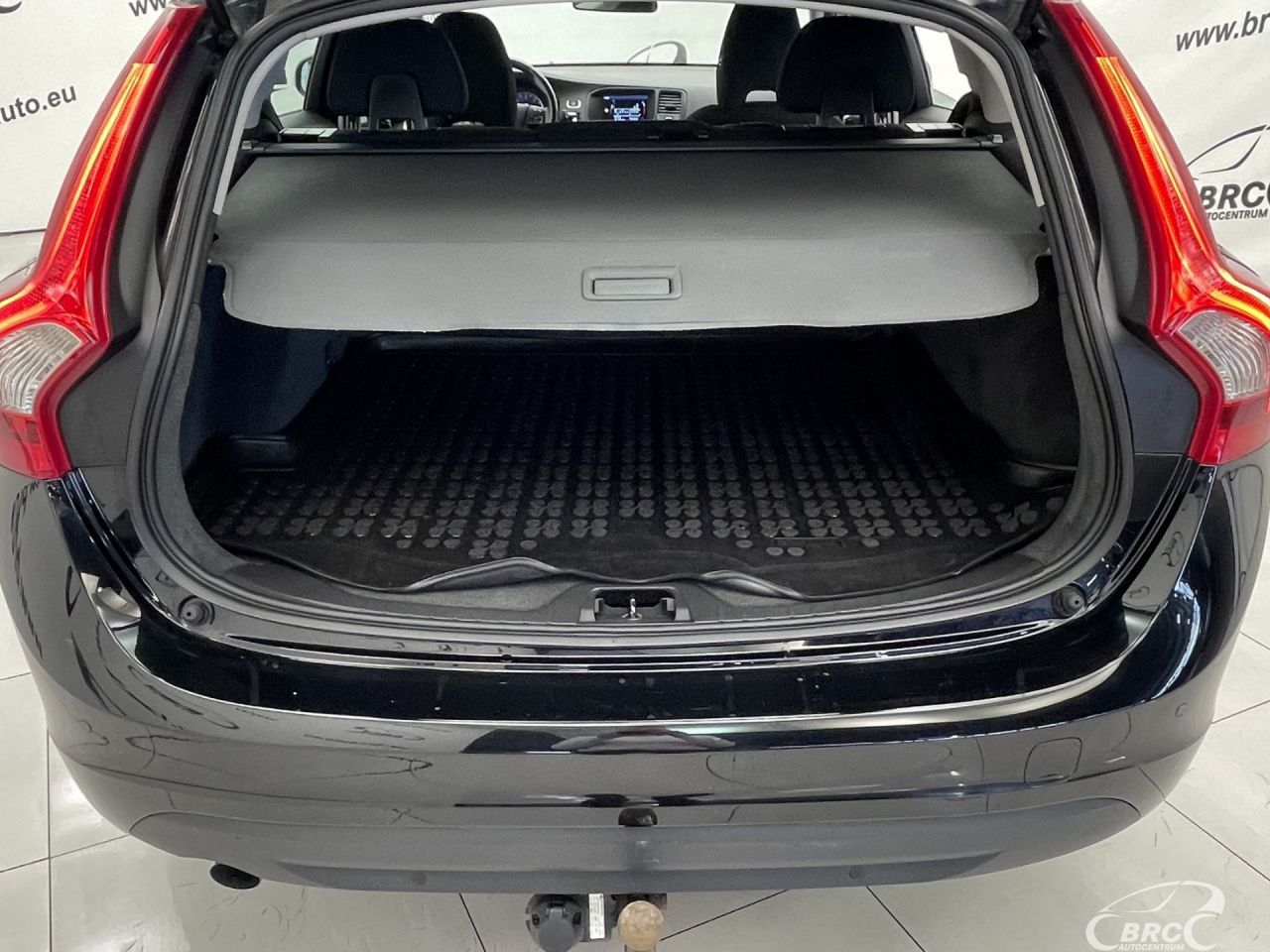 Volvo V60 | 44