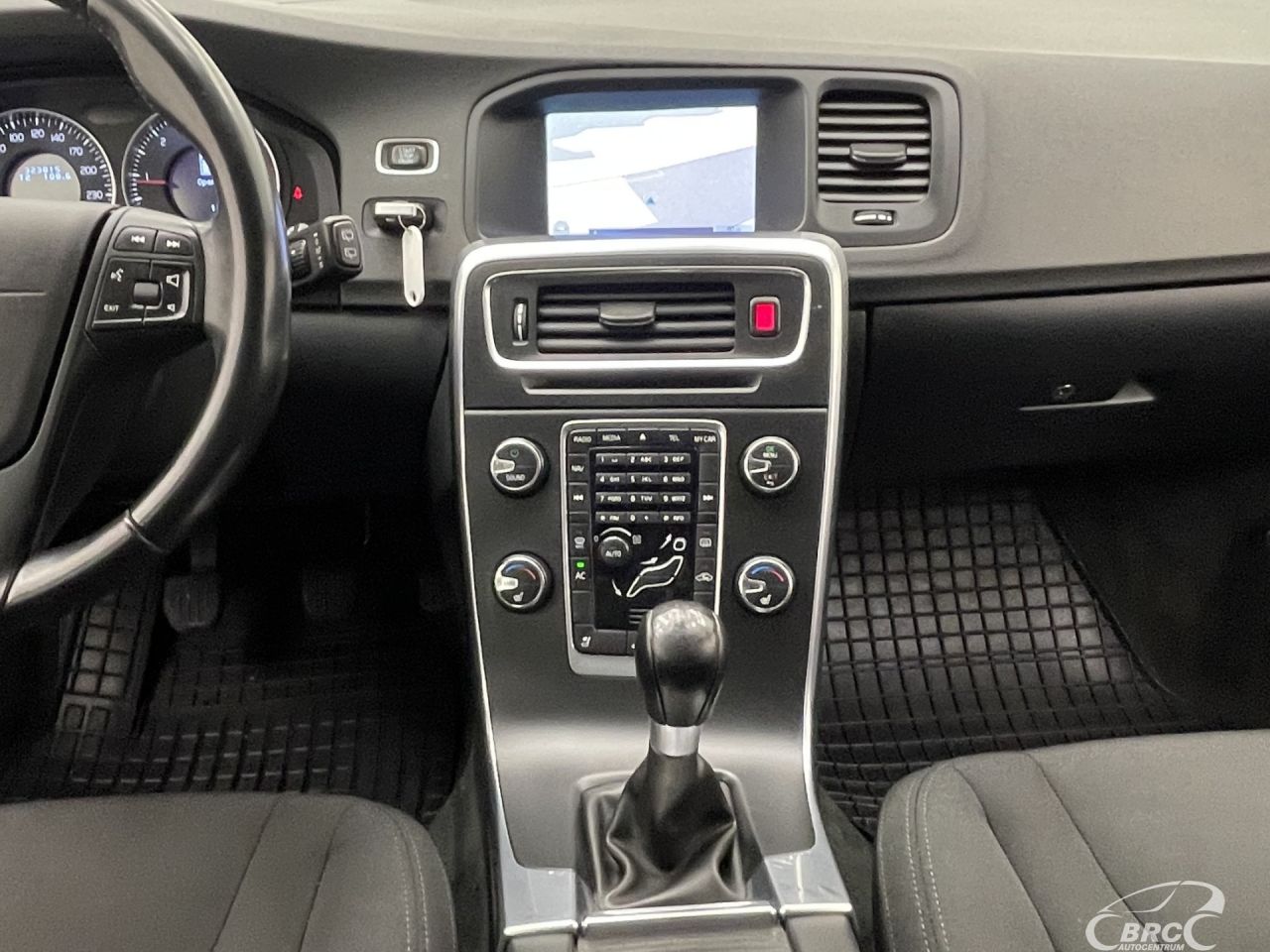 Volvo V60 | 13