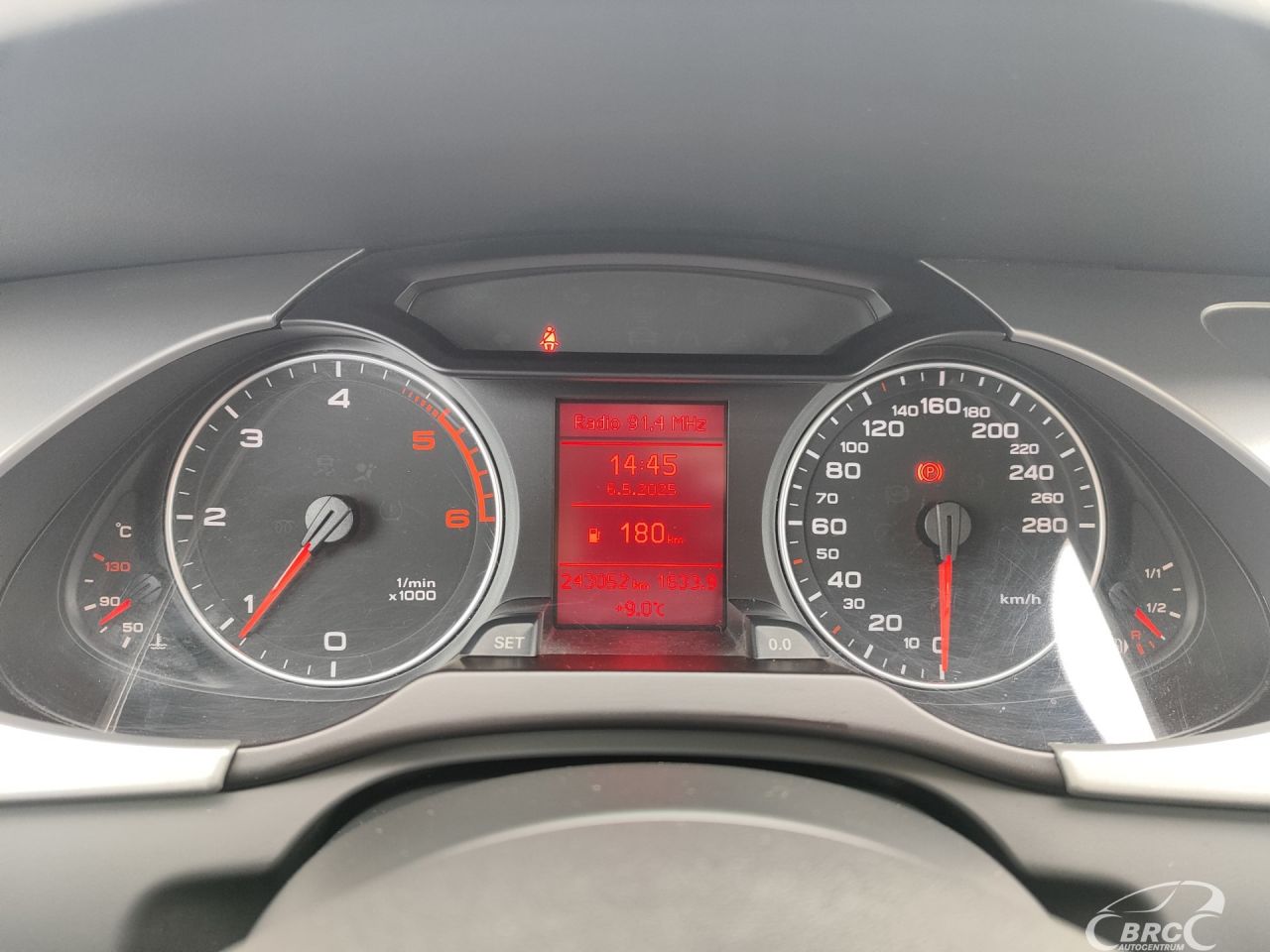 Audi A4 | 27