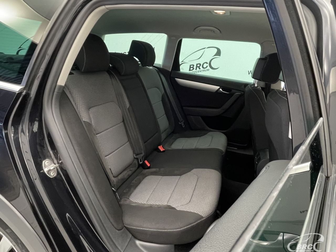 Volkswagen Passat | 11