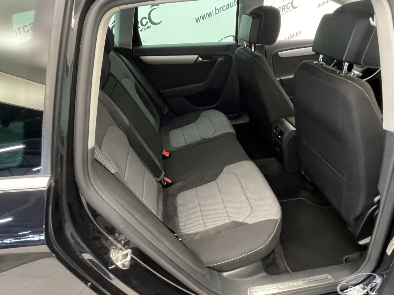 Volkswagen Passat | 10