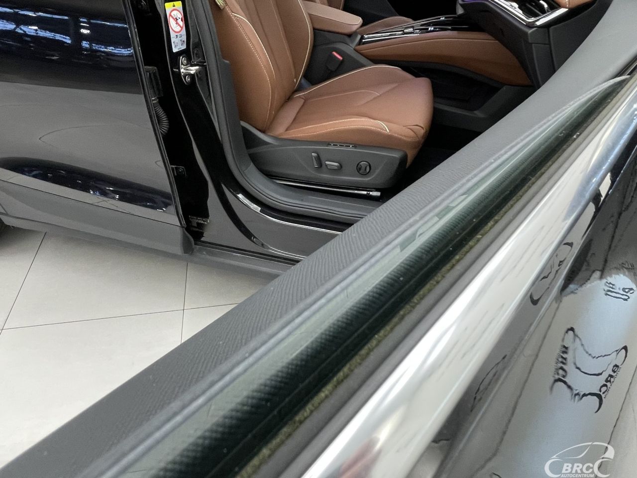 Skoda Enyaq | 8