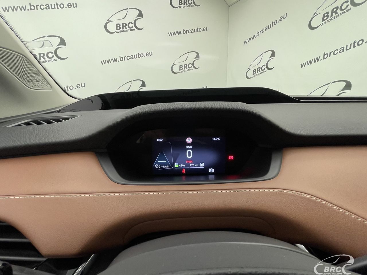 Skoda Enyaq | 32
