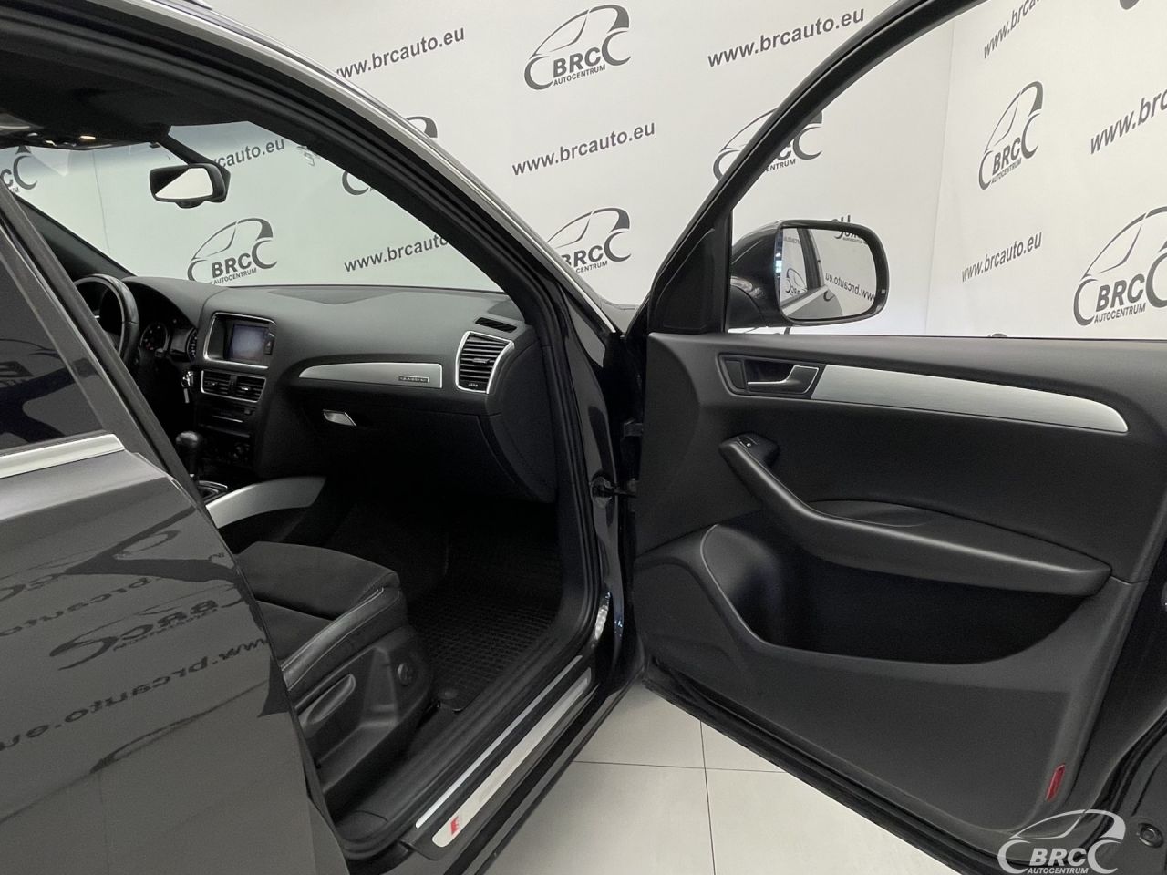 Audi Q5 | 8