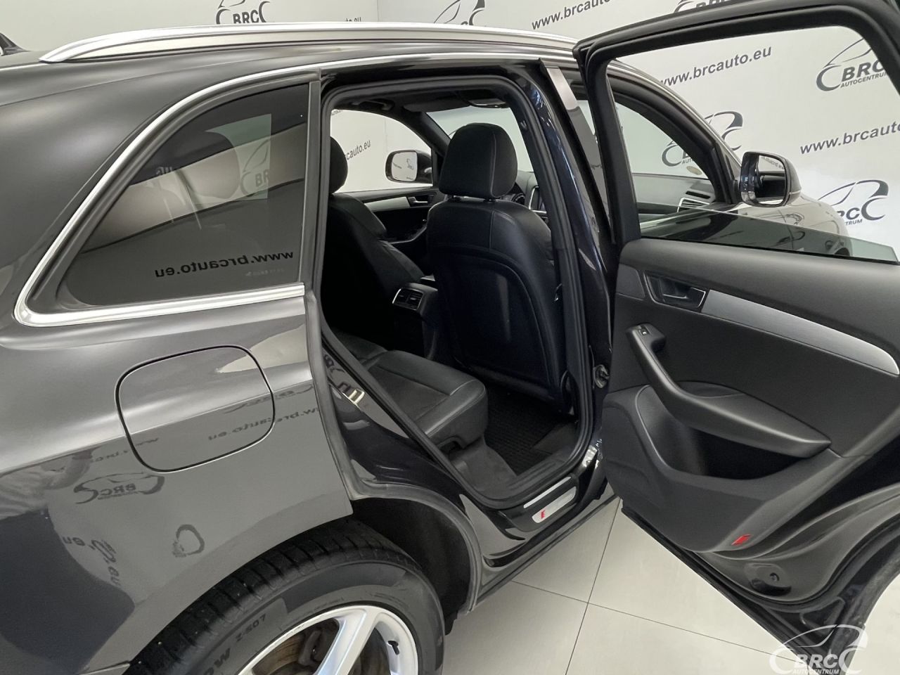 Audi Q5 | 12
