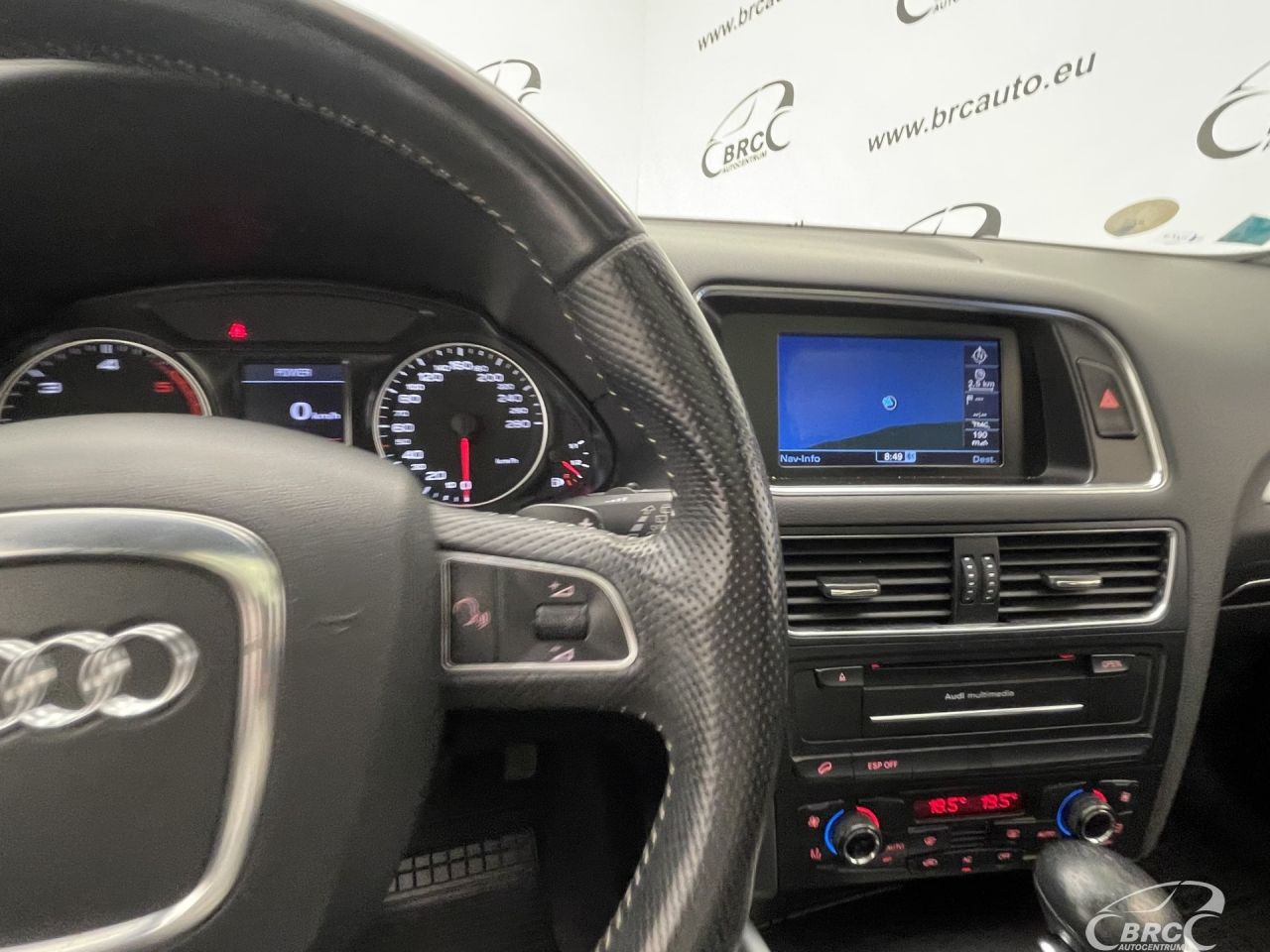 Audi Q5 | 30