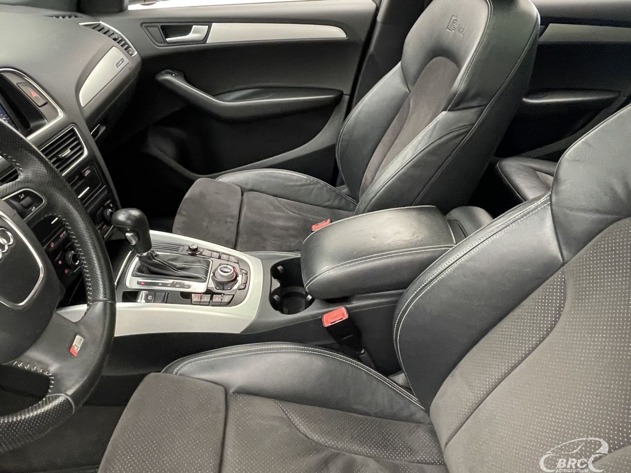 Audi Q5 | 24