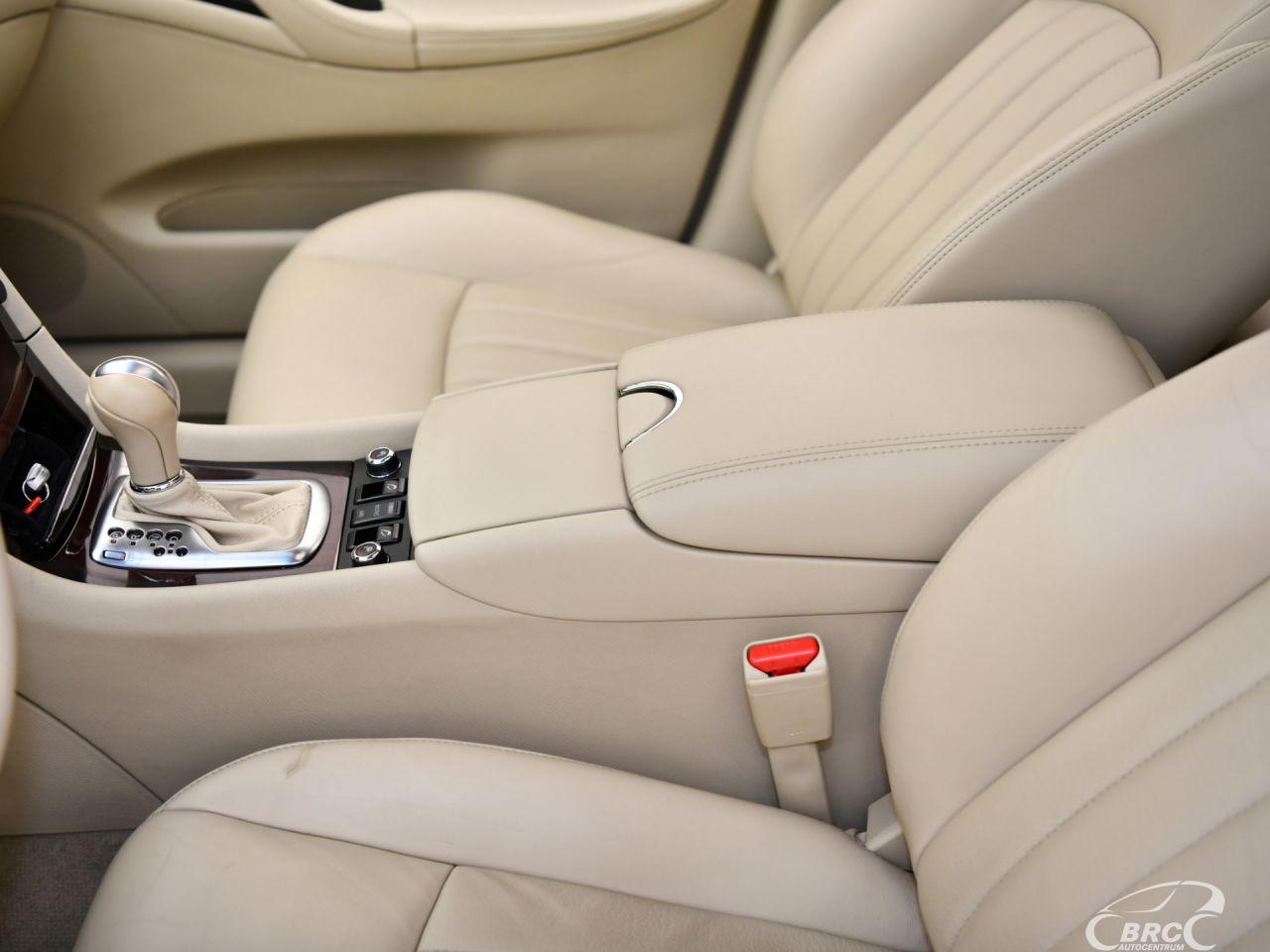 Infiniti EX37 | 24