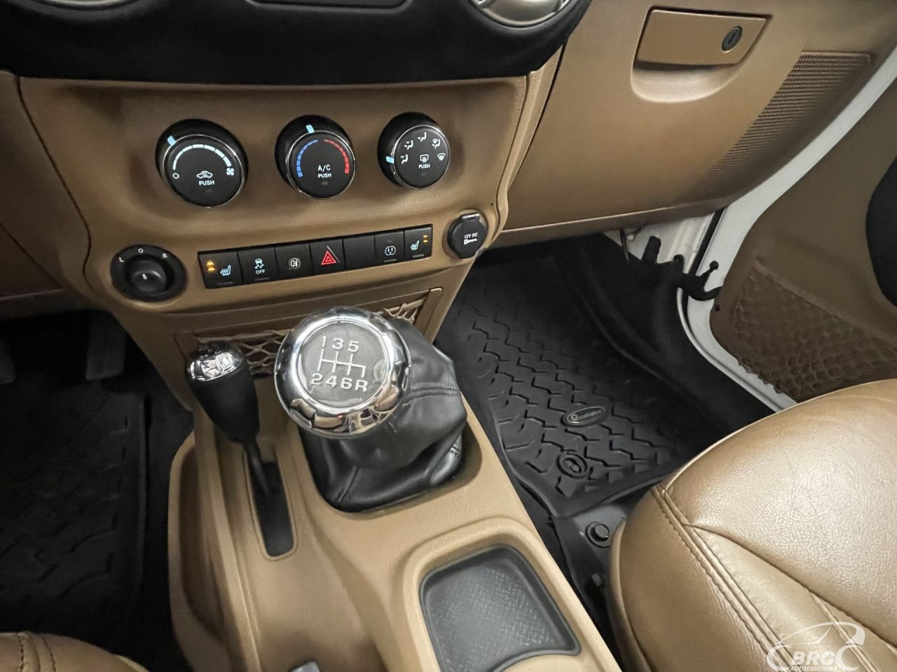 Jeep Wrangler | 26