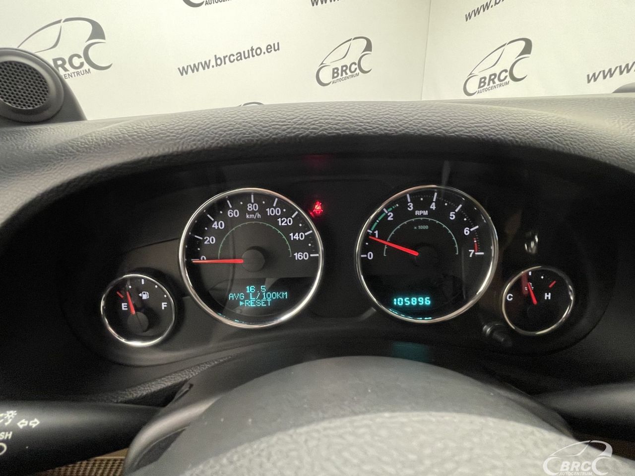 Jeep Wrangler | 33