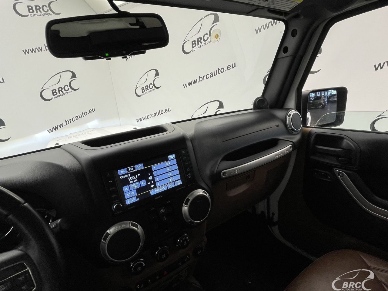 Jeep Wrangler | 29