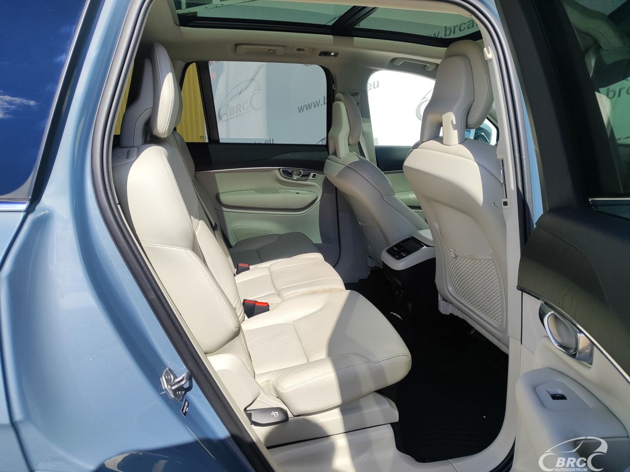 Volvo XC90 | 31