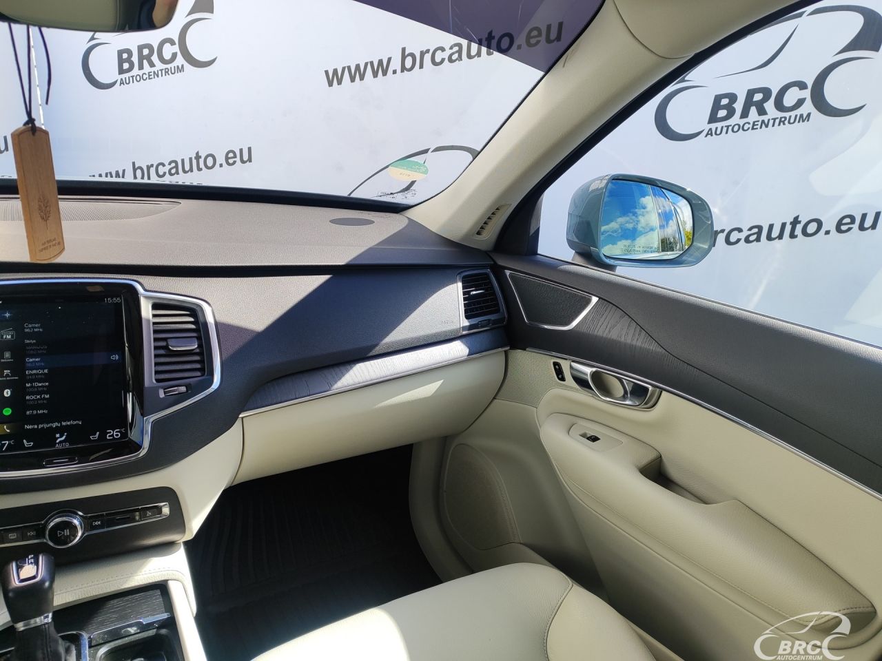 Volvo XC90 | 11