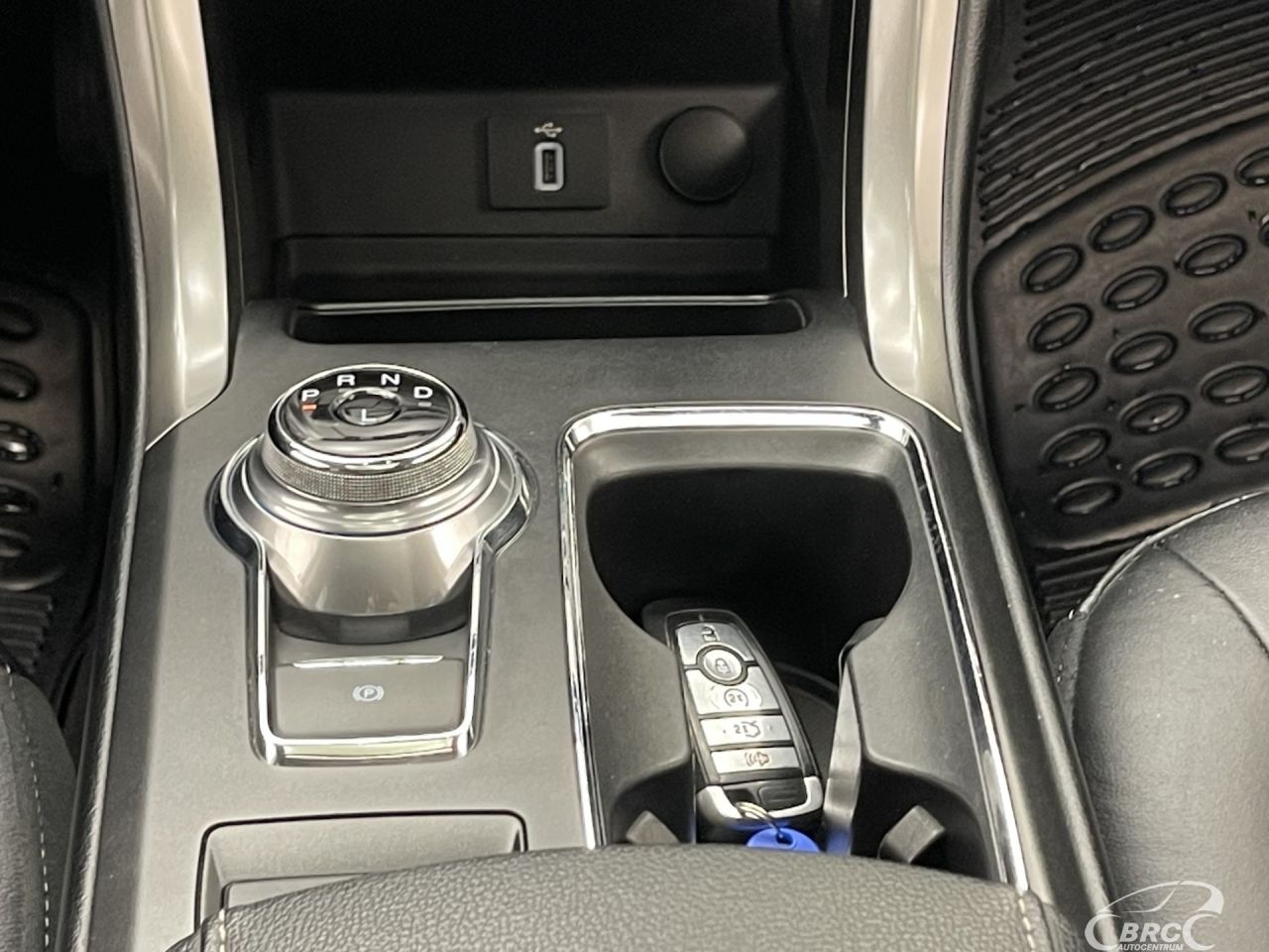 Ford Fusion | 17