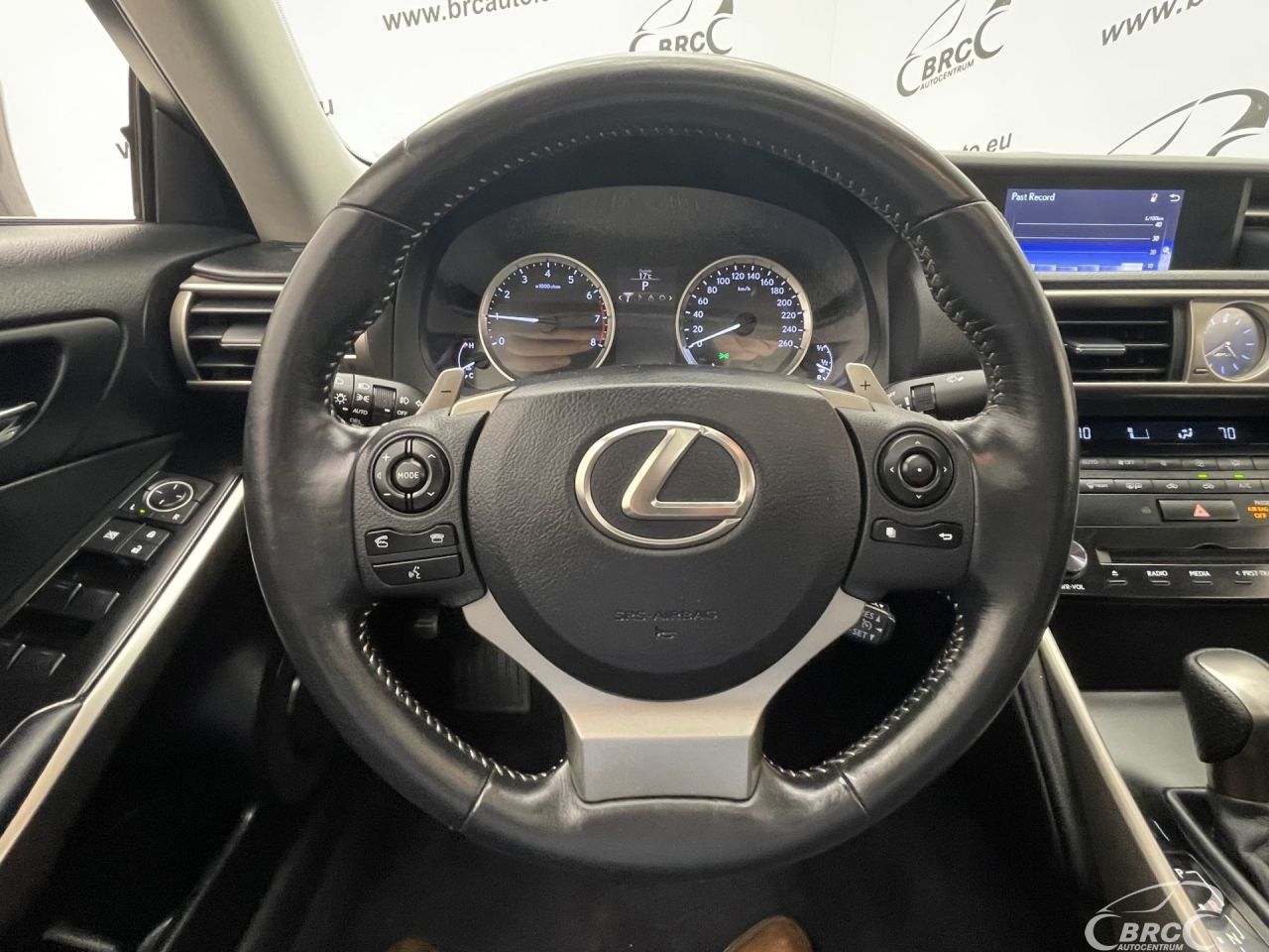 Lexus IS 250 | 26