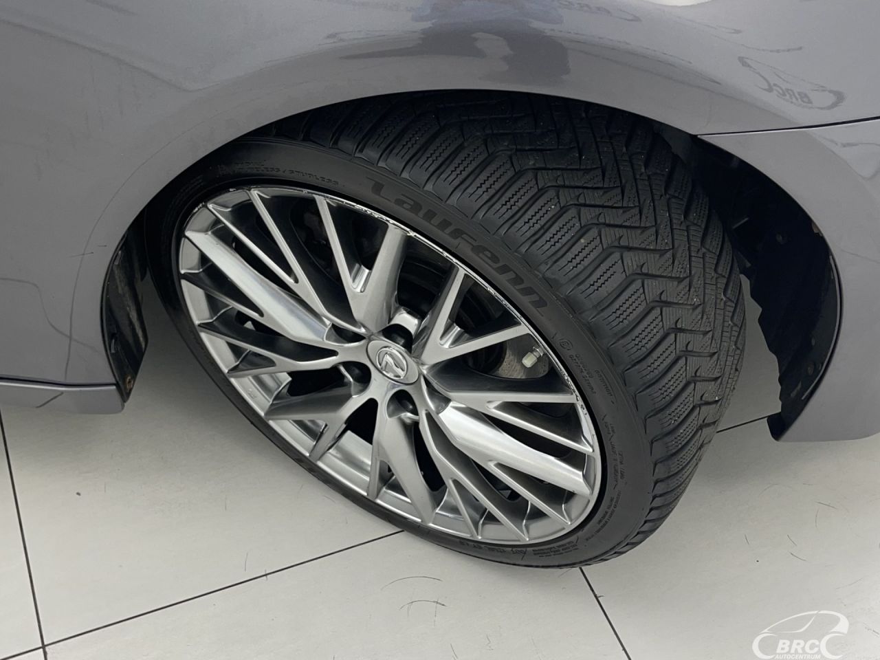 Lexus IS 250 | 38