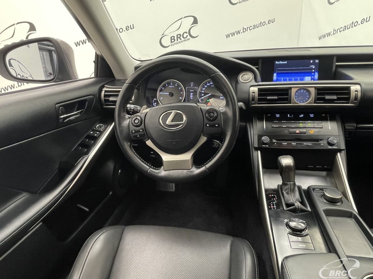 Lexus IS 250 | 12