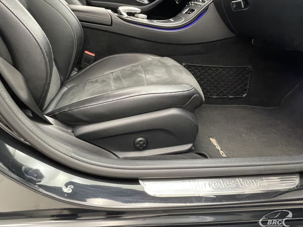 Mercedes-Benz E350 | 5