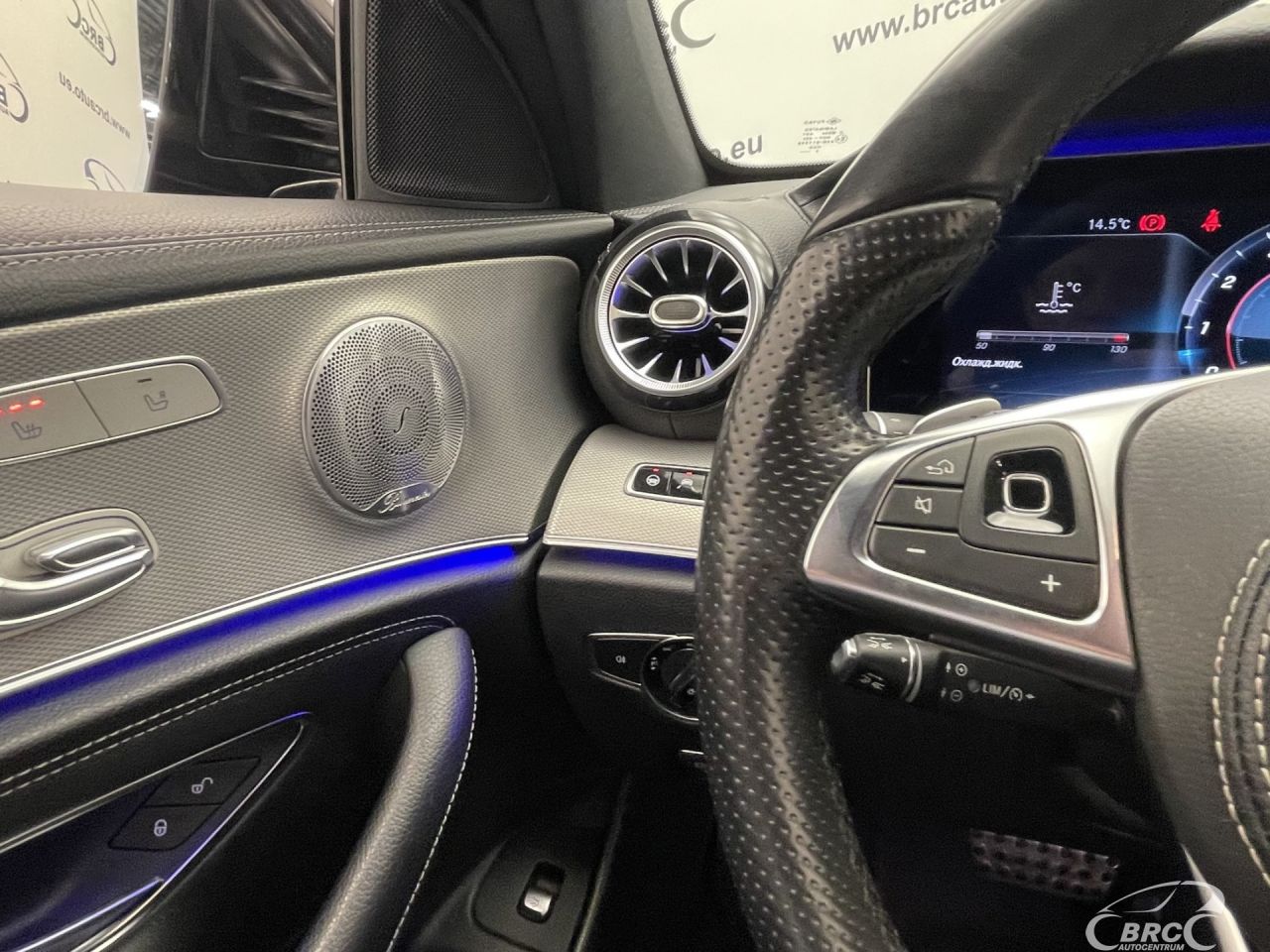Mercedes-Benz E350 | 30