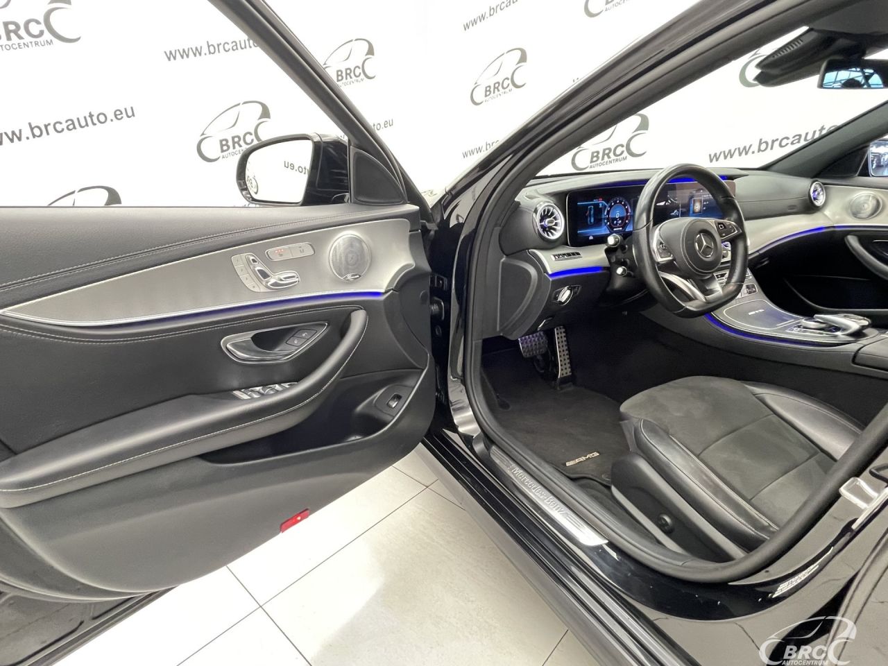 Mercedes-Benz E350 | 18