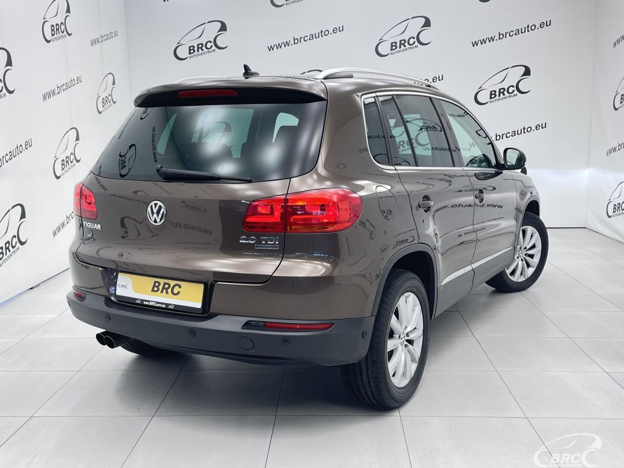 Volkswagen Tiguan | 42